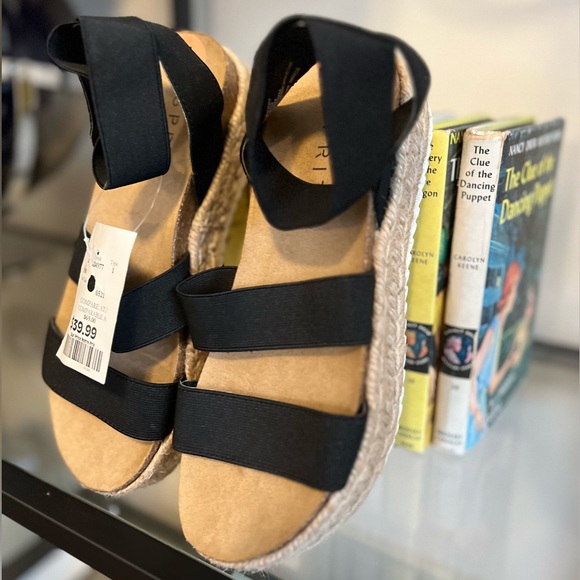 ESPRIT - Platform Sandals, Size 7 - Black - Picture 2 of 3